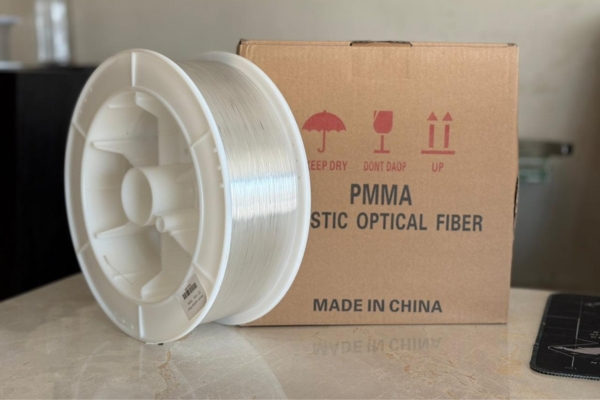 PMMA 1.5 Mm Roll (700 Meters) End Glow Plastic Optic Fiber