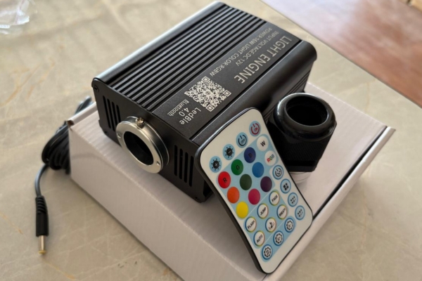 16W Single Twinkle Effect / 1 ports RGBW+White APP+ Remote Optical Fiber Light Engine - Image 5